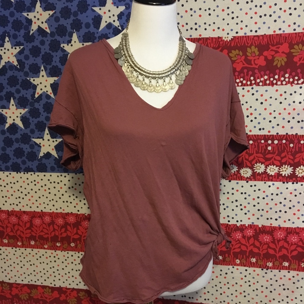 FREE PEOPLE t-shirt